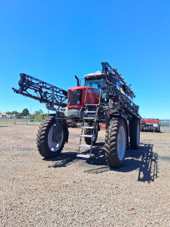 Pulverizador Autopropelido Massey Ferguson MF 9030 ano 2015