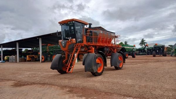 Distribuidor Autopropelido Jacto Uniport 5030 NPK ano 2021