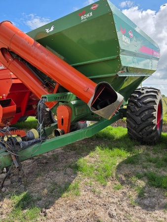 Carreta Graneleira KHOR CG 15000