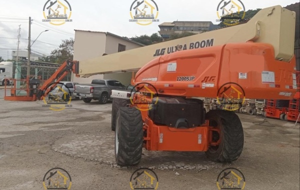 Plataforma JLG 1200SJP ano 2009