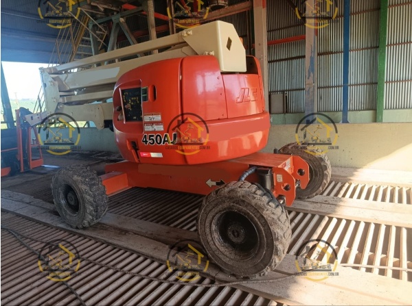 Plataforma JLG 450 AJ ano 2014