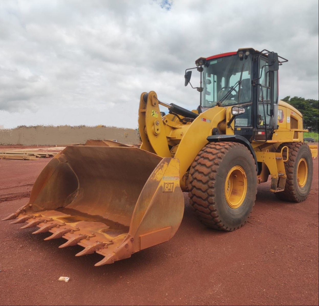 Pá Carregadeira Caterpillar 924K ano 2022