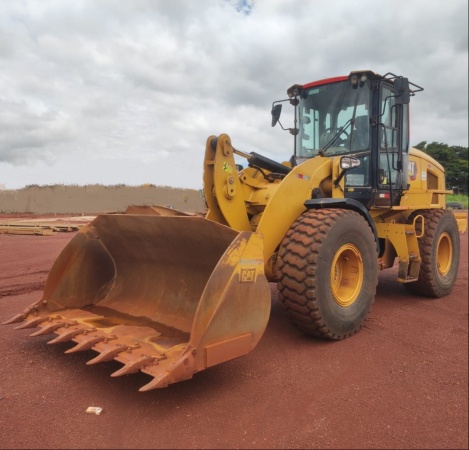 Pá Carregadeira Caterpillar 924K ano 2022
