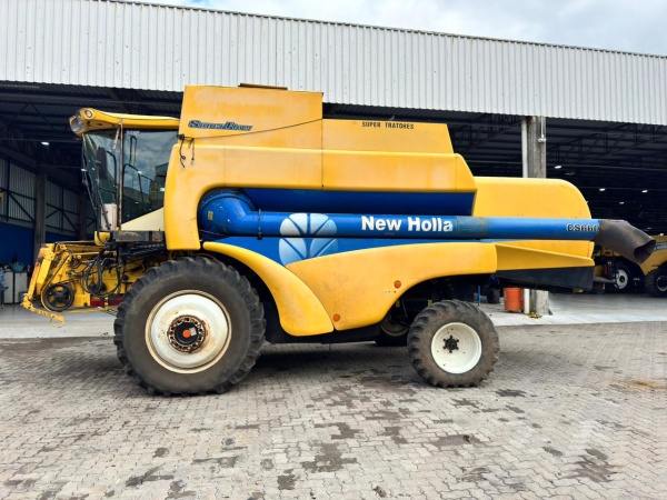 Colheitadeira New Holland CS660 ano 2008