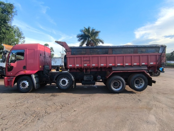 Caminhão Ford CARGO 2429 ano 2013
