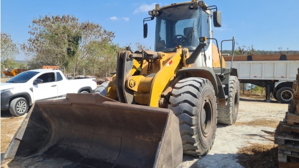 Pá Carregadeira Liebherr L 538 ano 2016