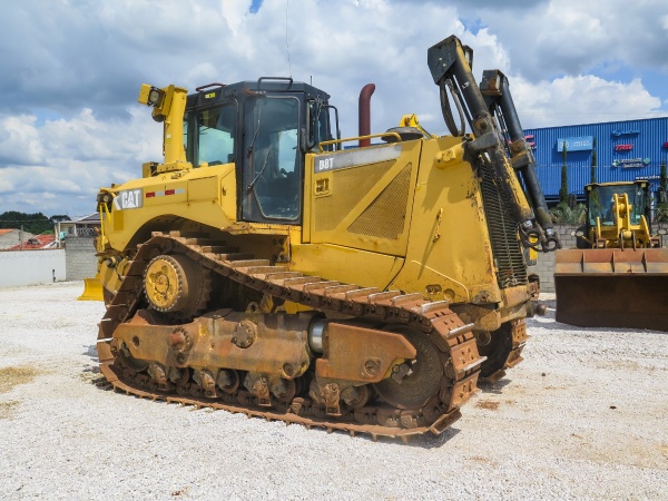 Trator de Esteira Caterpillar D8T ano 2012
