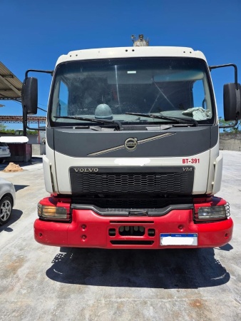 Caminhão Volvo VM 270 ano 2018