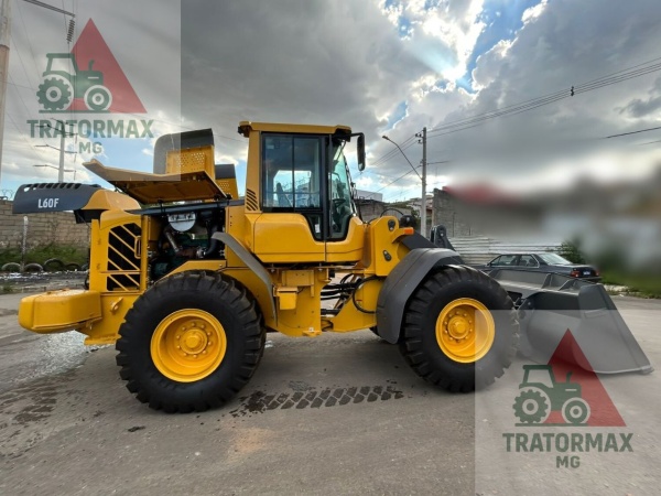 Pá Carregadeira Volvo L60F ano 2023 - L60F - Máquinas de Linha Amarela