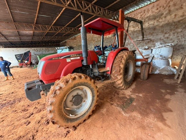 Trator Agrale 575.4 ano 2014