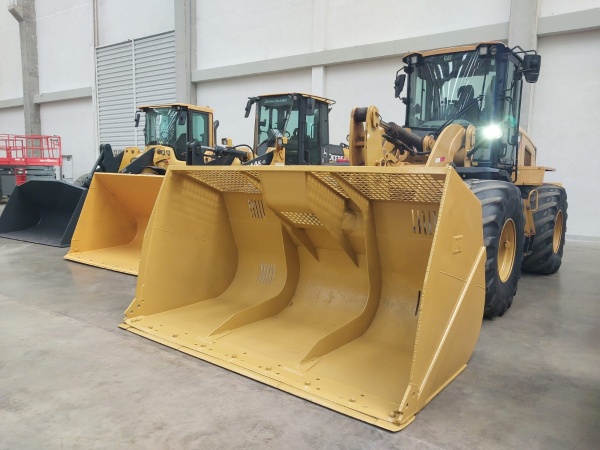 Pá Carregadeira Caterpillar 938K Sugarcane Handler ano 2020 - 938K Sugarcane Handler - Máquinas de Linha Amarela
