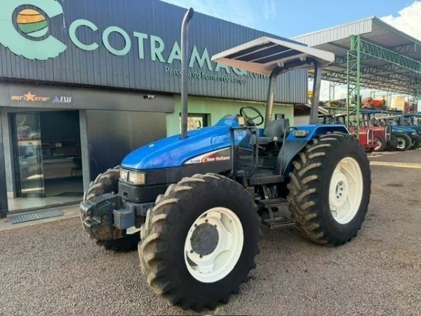 Trator New Holland TL100 ano 2000