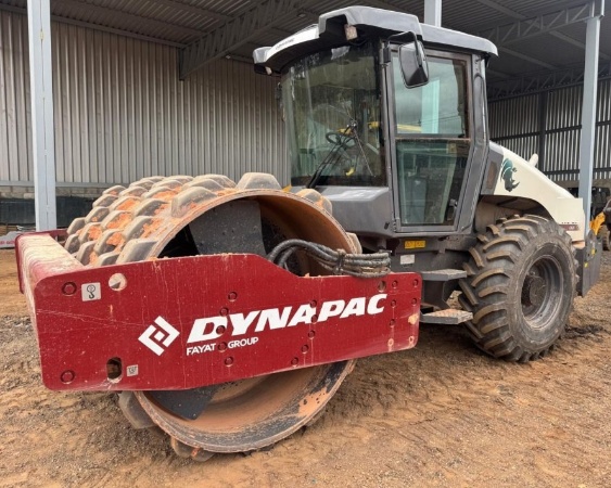 Rolo Compactador Dynapac CA25 ano 2020