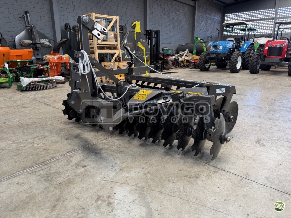 Grade Antoniosi GNL 28x20 ano 2026