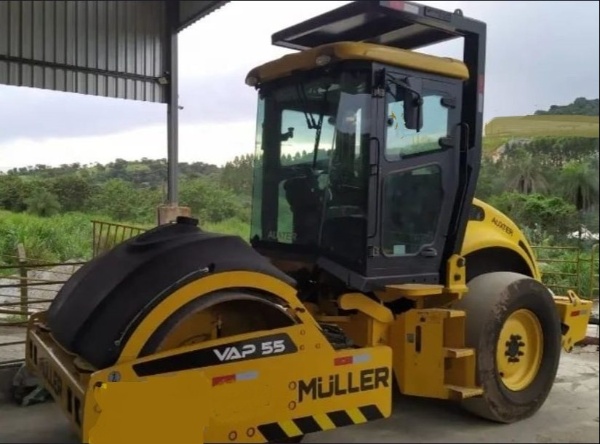 Rolo Compactador Müller VAP55 ano 2021