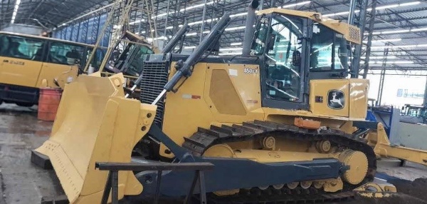 Trator de Esteira John Deere 850J ano 2021