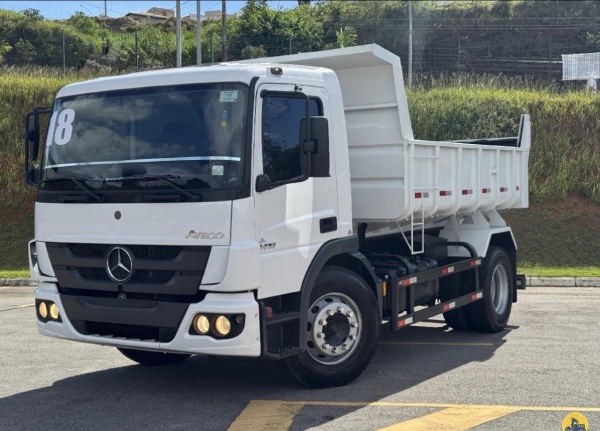Caminhão Mercedes Benz Atego 1419 ano 2018 - Atego 1419 - Caminhões e Carretas