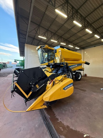 Colheitadeira New Holland TC 5.90 ano 2020 - TC 5.90 - Máquinas Agrícolas