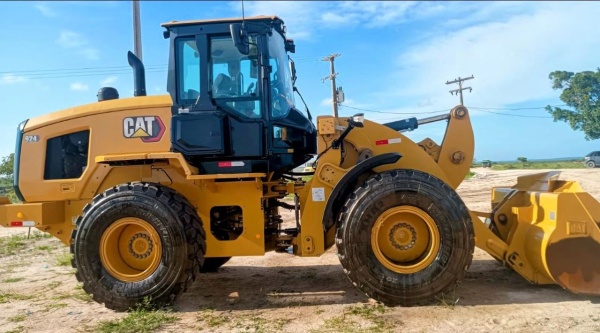 Pá Carregadeira Caterpillar 924K ano 2025