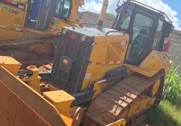 Trator de Esteira Caterpillar D5 ano 2020