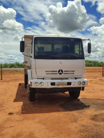 Caminhão Mercedes Benz 2726K 6X4 ano 2011