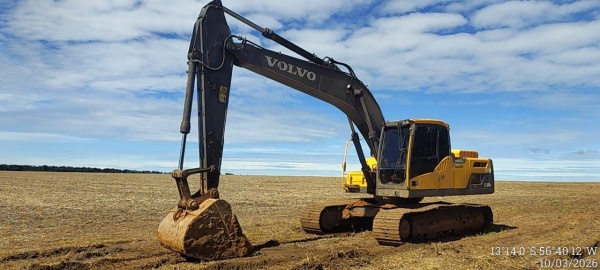 Escavadeira Volvo EC220D ano 2019