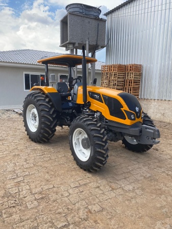 Trator Valtra A800R ano 2026