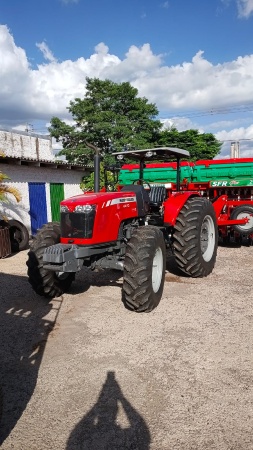 Trator Massey Ferguson MF 4410 ano 2023