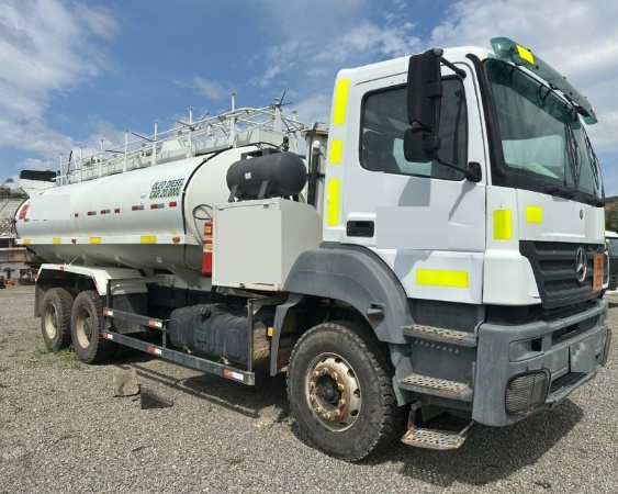 Caminhão Mercedes Benz Axor 3344 - Axor 3344 - Caminhões e Carretas