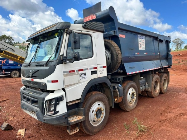 Caminhão Volvo fm 500 ano 2022