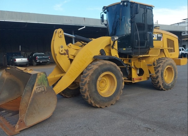 Pá Carregadeira Caterpillar 924K ano 2015
