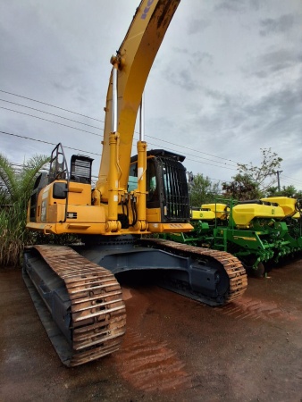 Escavadeira Komatsu PC500 ano 2022