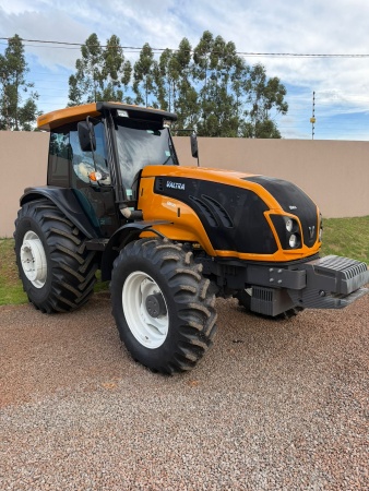 Trator Valtra BM 135 ano 2024