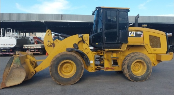 Pá Carregadeira Caterpillar 924K ano 2015 - 924K - Máquinas de Linha Amarela