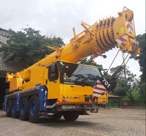 Guindaste Liebherr LTM 1160-5.1