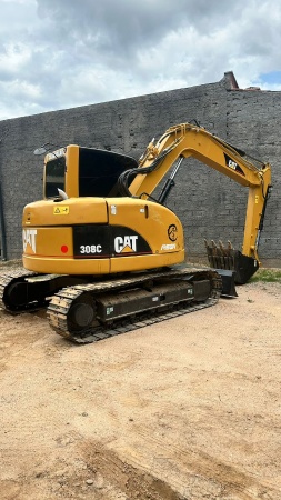 Escavadeira Caterpillar 308 E ano 2013