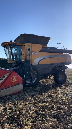 Colheitadeira Valtra BC 7800 ano 2021