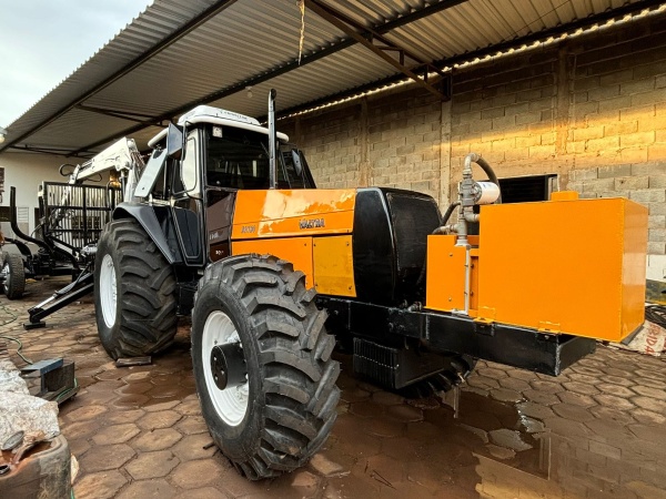 Trator Valtra BM 120 ano 2003