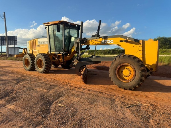 Motoniveladora John Deere 672G ano 2016