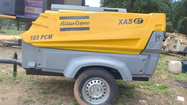 Compressor de ar Atlas copco Xas 87 ano 2012