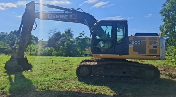 Escavadeira John Deere 160g ano 2018