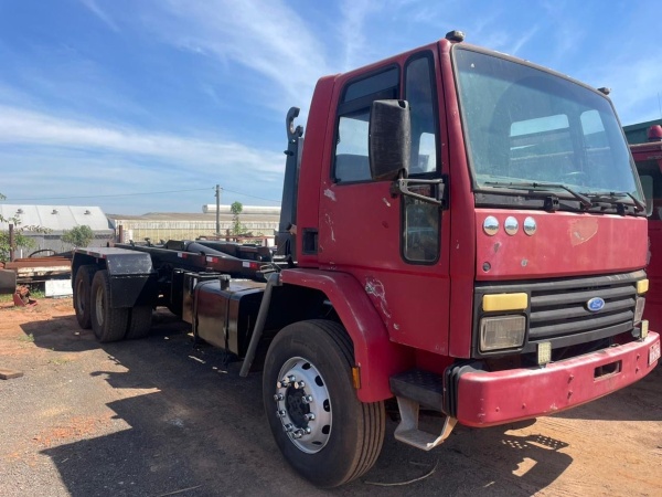 Caminhão Ford cargo ano 1988