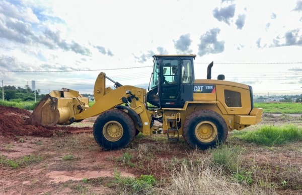 Pá Carregadeira Caterpillar 938K ano 2015