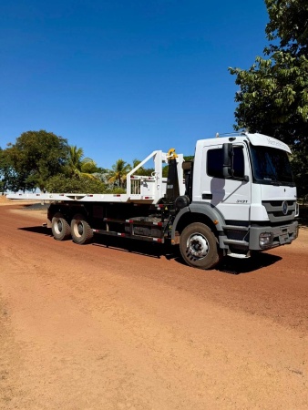 Caminhão Mercedes Benz Axor 3131 ano 2022