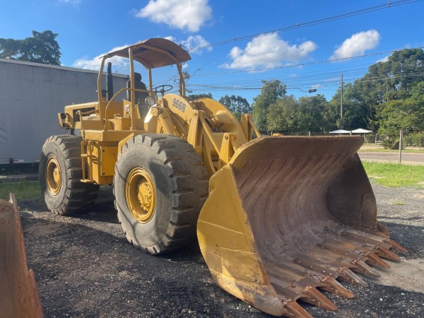 Pá Carregadeira Caterpillar 966 ano 1989