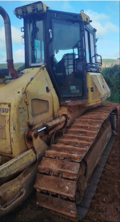 Trator de Esteira Komatsu D51 ano 2013