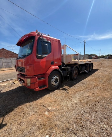 Caminhão Volvo vm 260 ano 2008