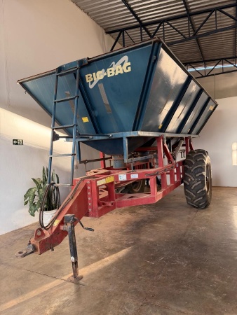 Carreta Graneleira Miac Big Bag IV - Big Bag IV - Carretas