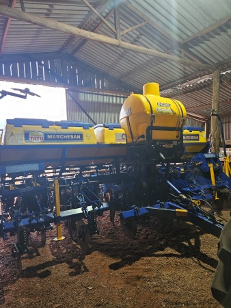 Plantadeira Tatu Marchesan COP 600 FLEX ano 2017