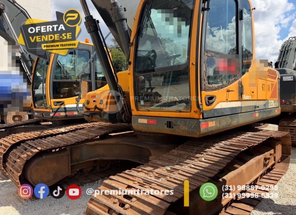 Escavadeira Hyundai R220LC-9 ano 2020
